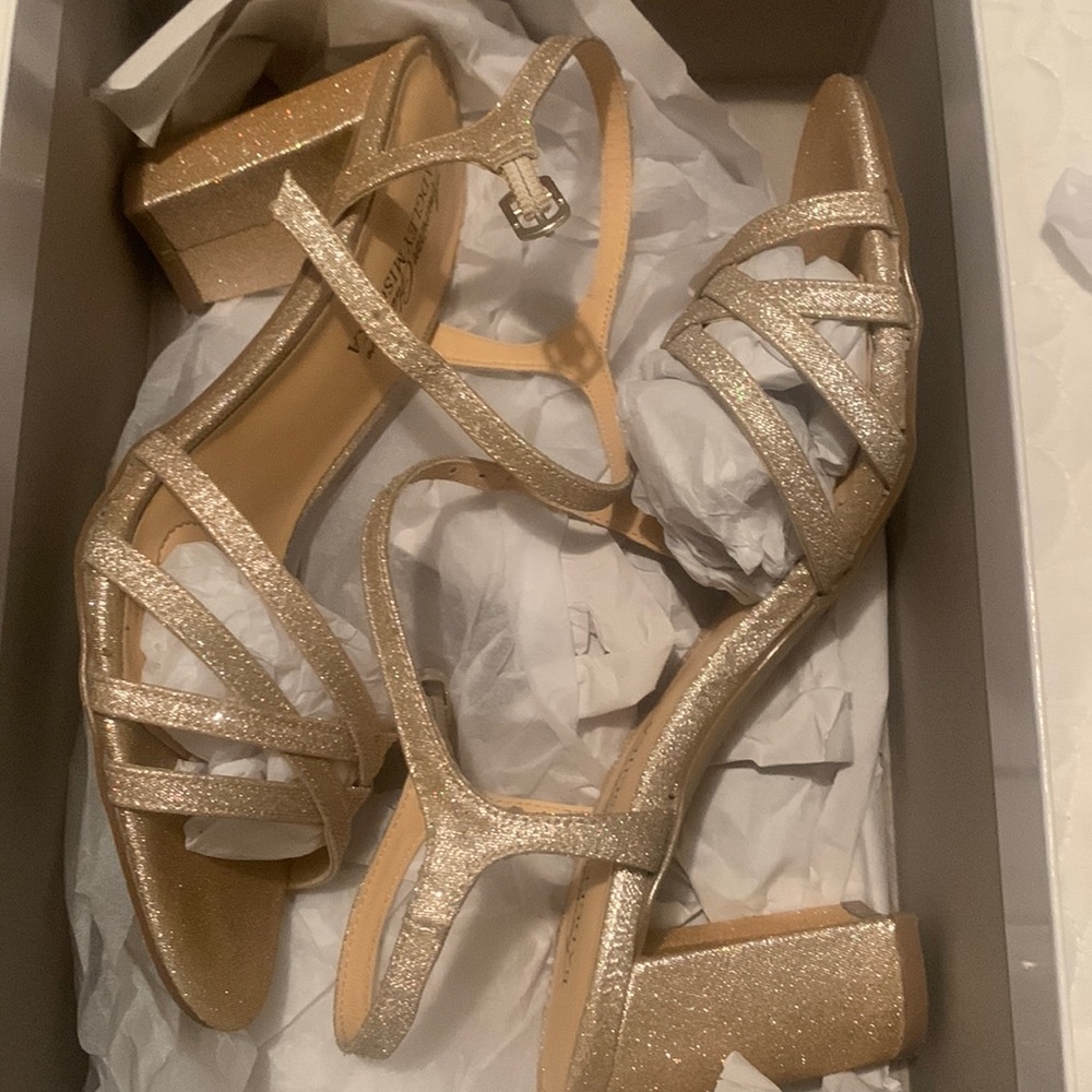 Ladies shoes